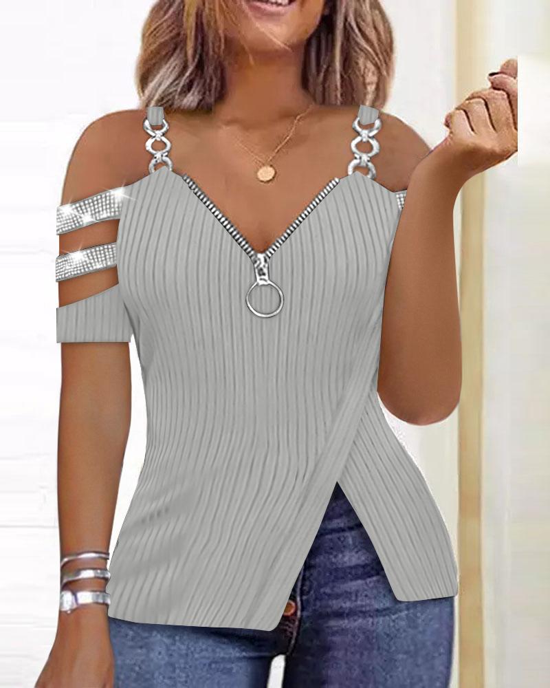 

Rhinestone Decor Zip Detail Split Hem Cold Shoulder Top, Gray