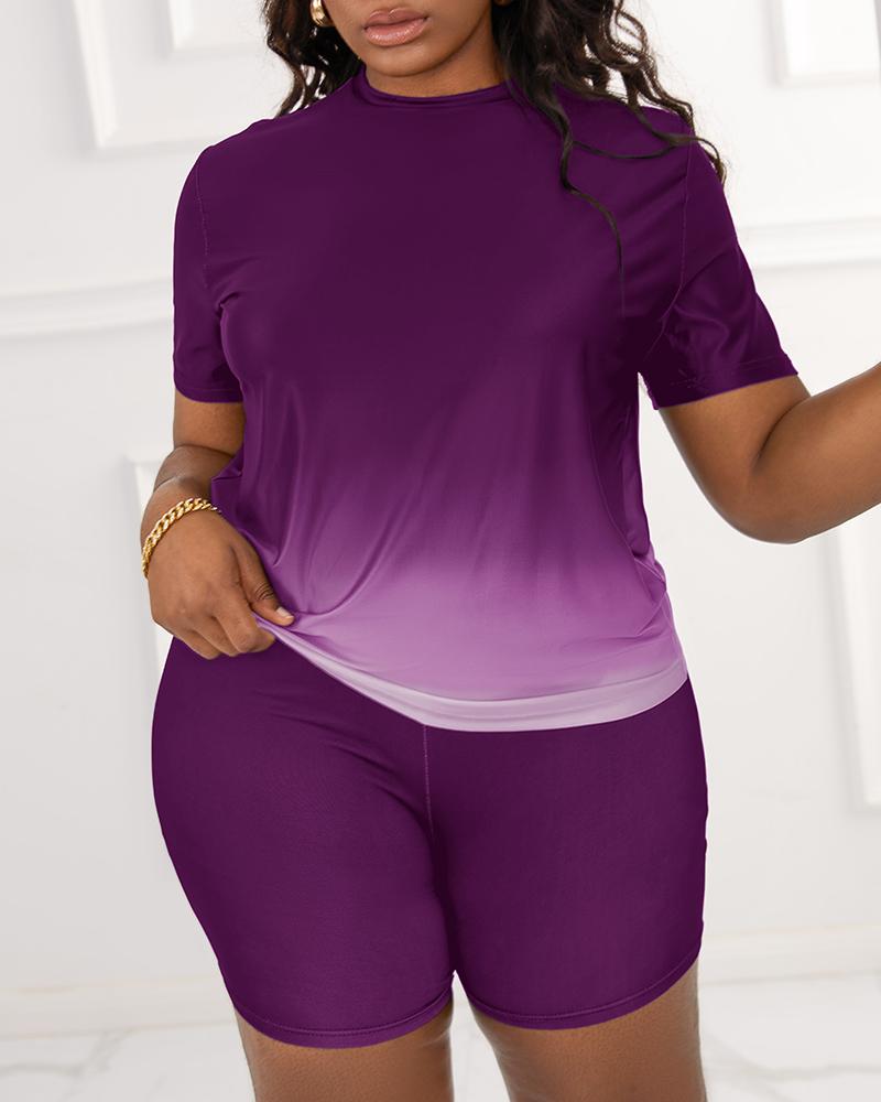

Plus Size Ombre Casual Top & Shorts Set, Purple