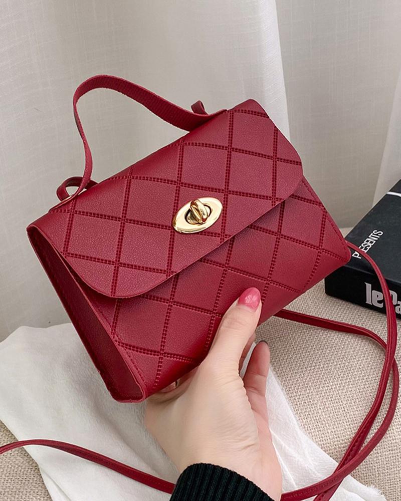 

Quilted Twist Lock Square Bag, Wine red