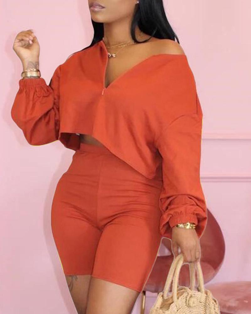 

Zipper Detail Lantern Sleeve Crop Top & Shorts Set, Orange