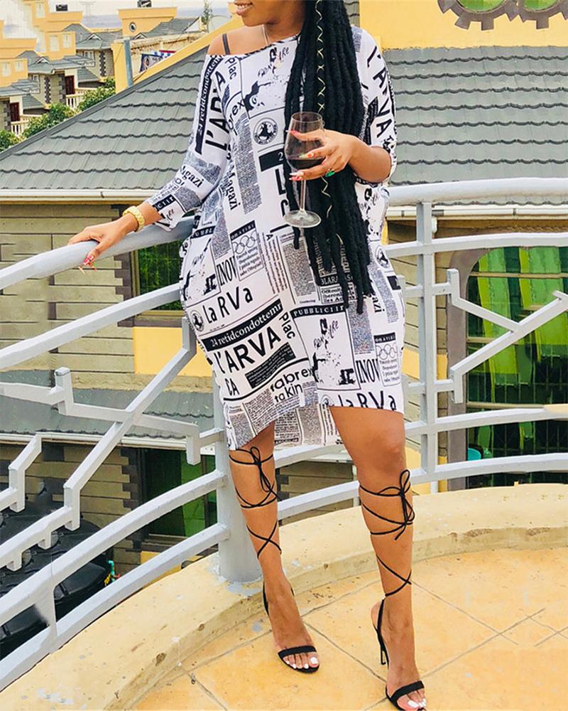 

Newspaper Print Round Neck Casual Dress, Black
