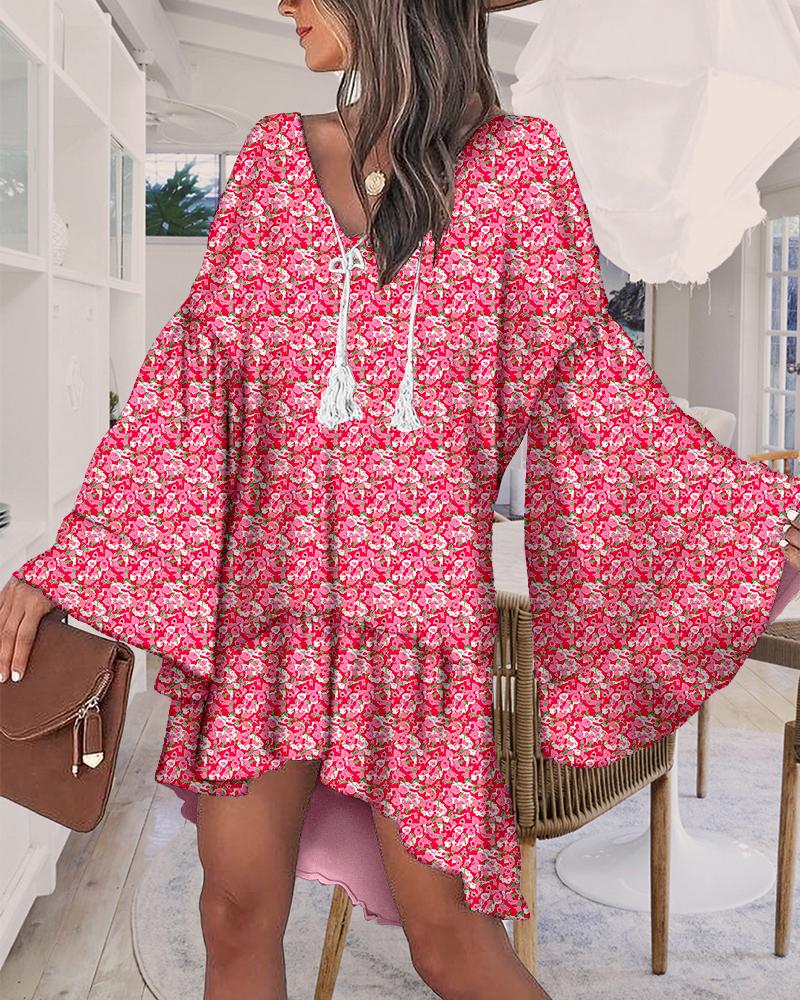 

Pink Ditsy Floral Print Bell Sleeve Ruffles Casual Dress