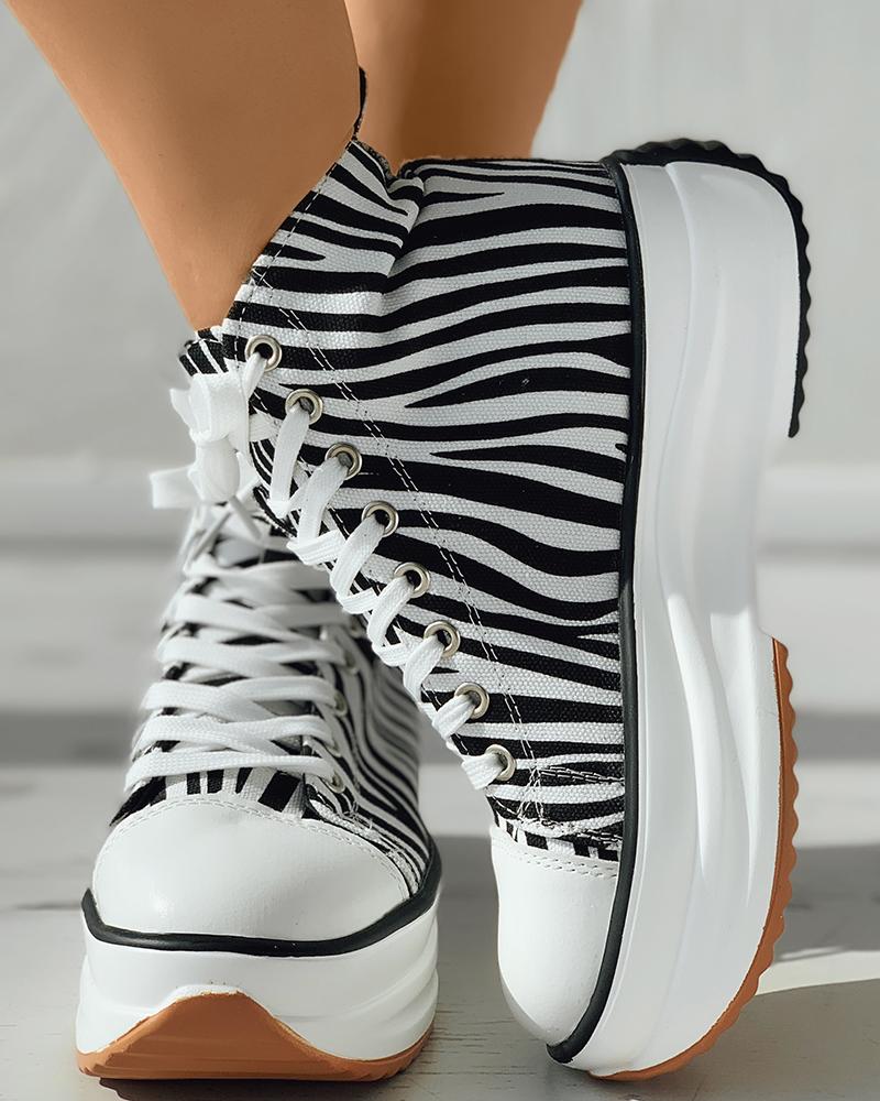 

Lace-up Front High Top Flatform Canvas Shoes, Blackwhite