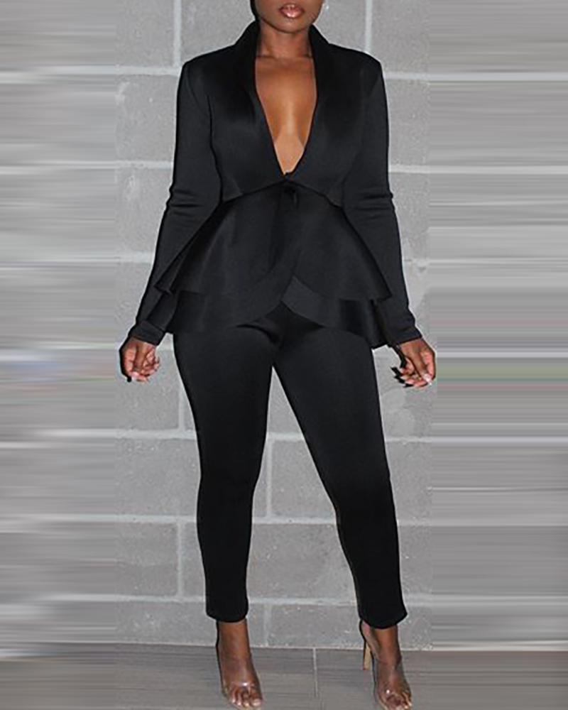 

Ruffles Plunge Women Top & Pants Set, Black