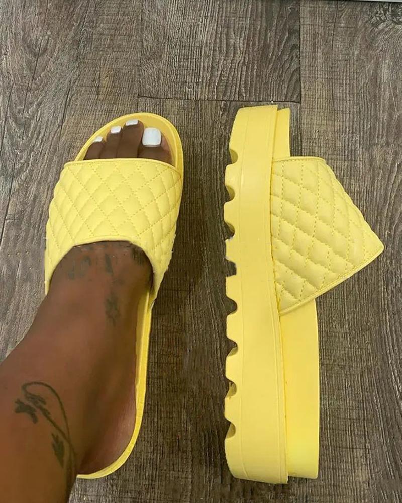 

Solid Diamond Patterns Embroidery PU Open-toe Slippers, Yellow