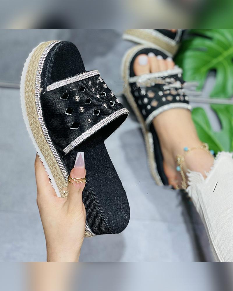 

Round-toe Hollow-out Splicing Studded Platform Sandals, Black