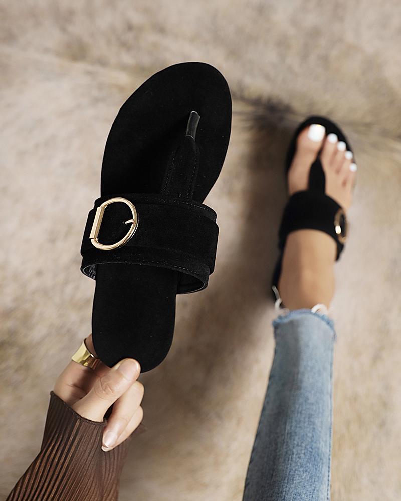 

Solid Metallic Buckle Patch Post-toe Flat Sandals, Black