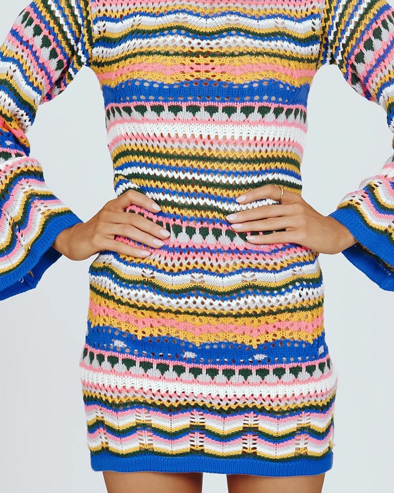 

Kint Colorblock Hollowout Bell Sleeve Sweater, Blue