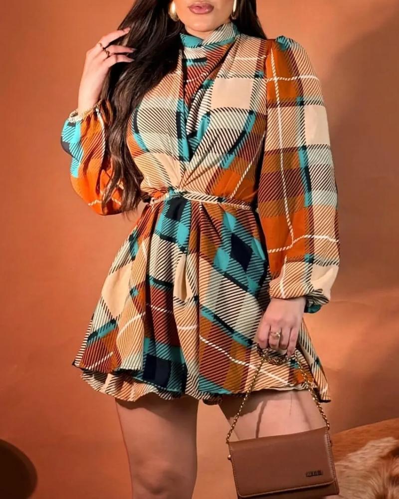 

Vestido de fiesta informal con cuello alto, mangas abullonadas y estampado a cuadros en bloques de color, fruncido, cintura ceñida, sin espalda, detalle anudado, corte A, Khaki