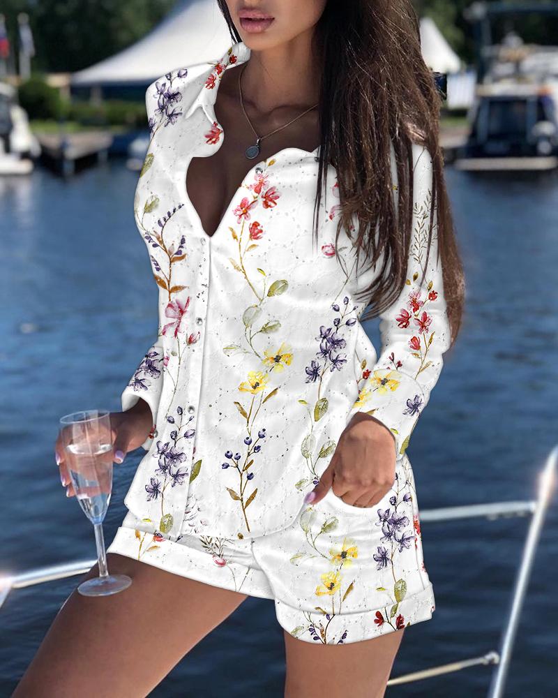 

2 Piece Floral Pattern Eyelet Embroidery Long Sleeve Shirt Casual Shorts with Pockets Outfits Set, White