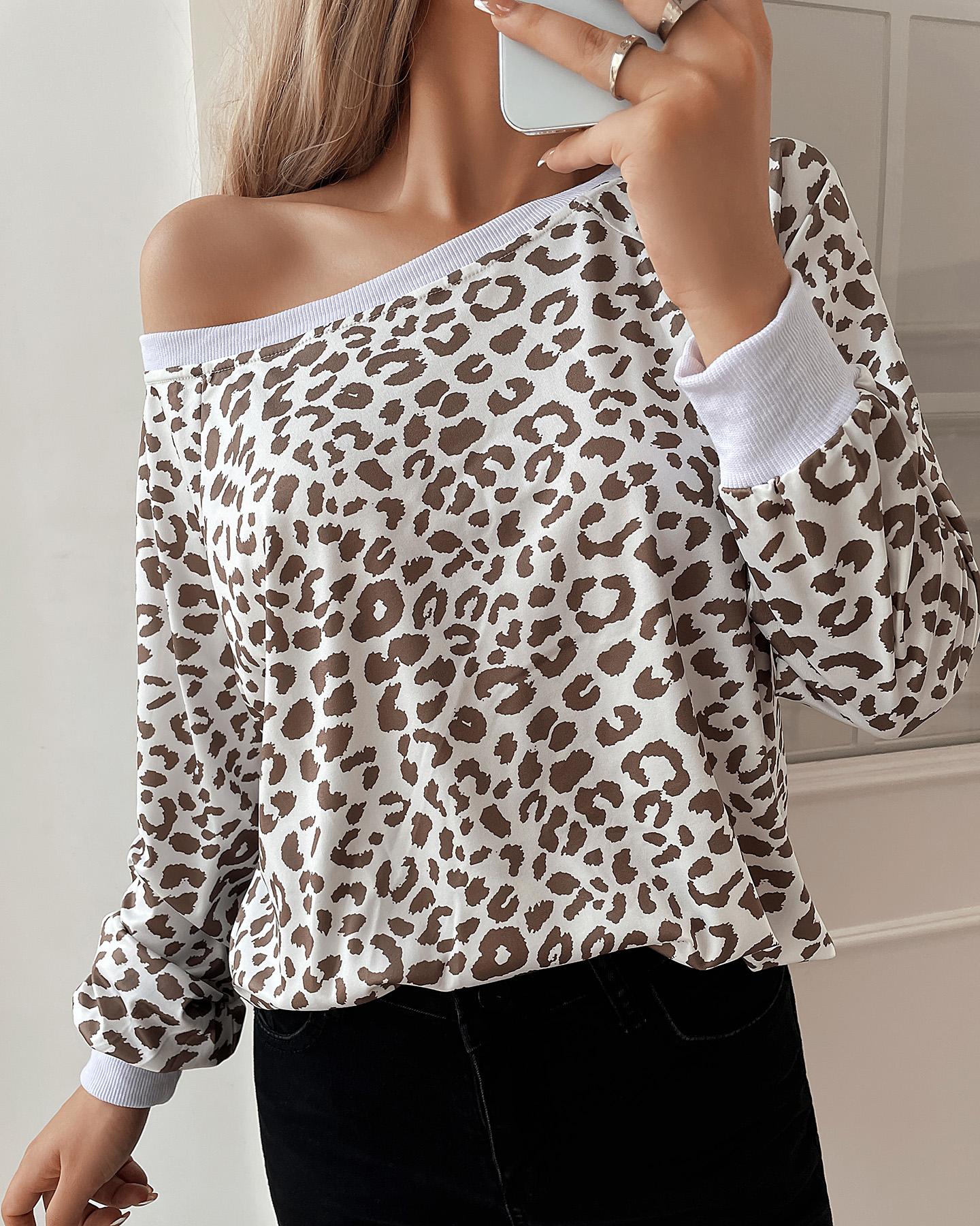 

Cheetah Print Long Sleeve Casual Sweatshirt, Leopard