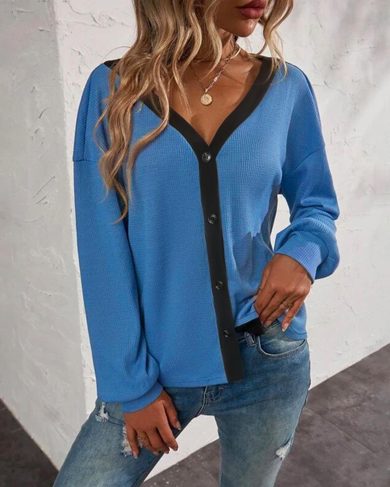 

V-Neck Contrast Paneled Buttoned Casual Top, Blue