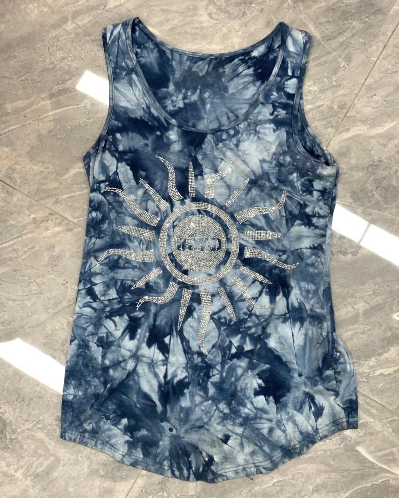 

Tie Dye Print Sun Rhinestone Tank Top, Lighted blue