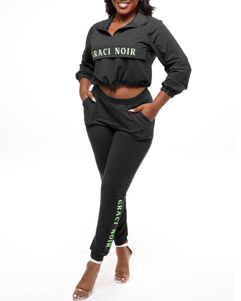 

Letter Print Zipper Drawstring Crop Top & Pocket Design Pants Set, Black