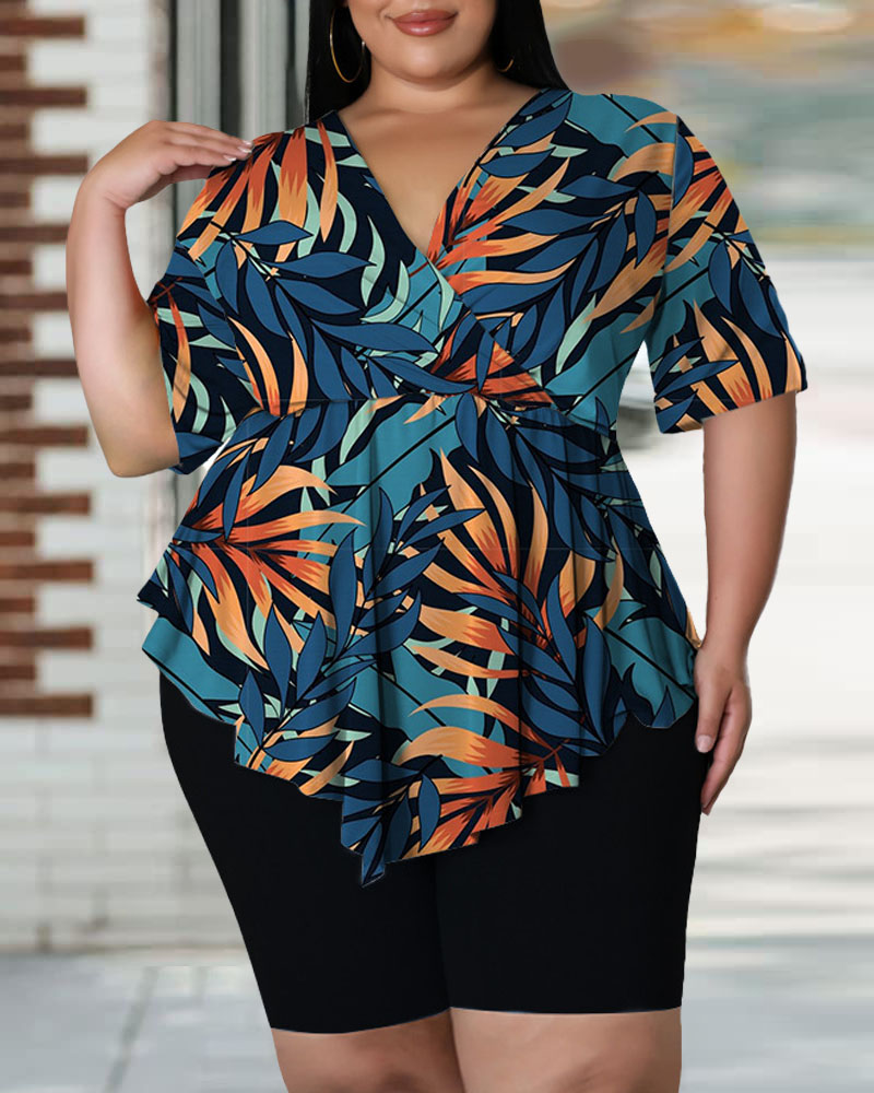 

Plus Size Tropical Print Asymmetrical Hem Top & Shorts Set, Black