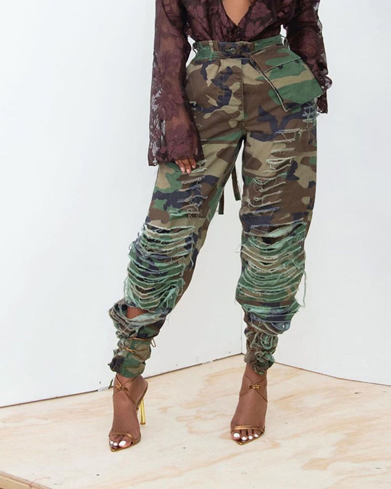 

Camouflage Print Cutout Ripped Pants, Camoflage