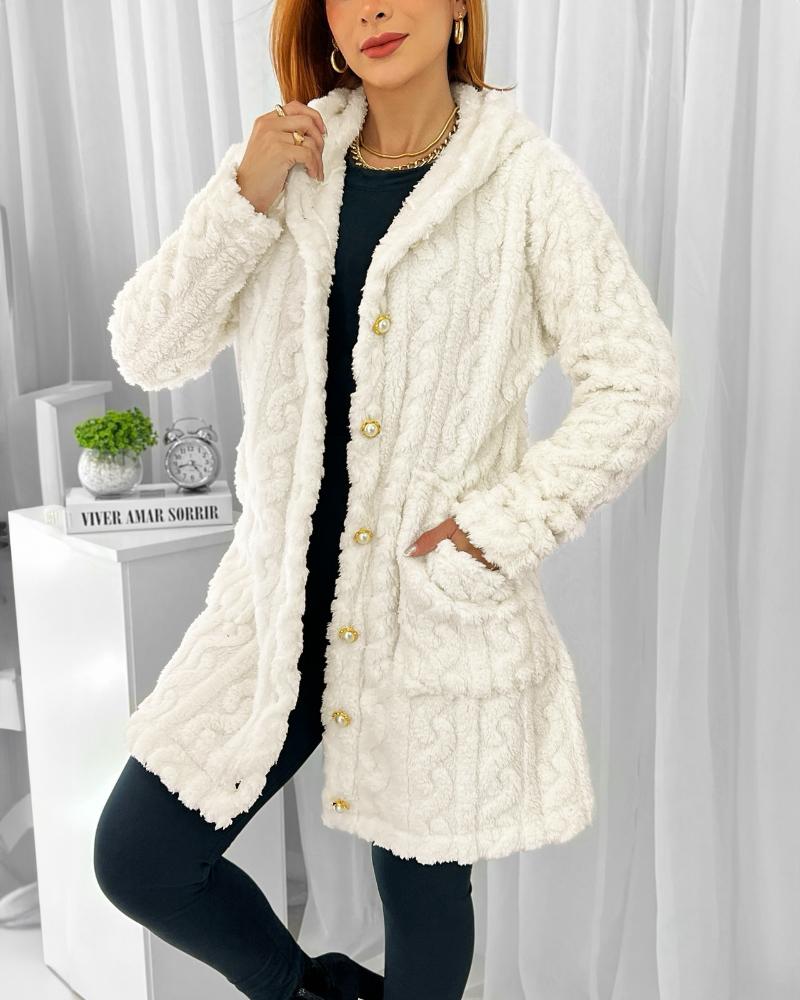 

Manteau en peluche pelucheux à capuche avec boutons texturés et torsadés, Beige