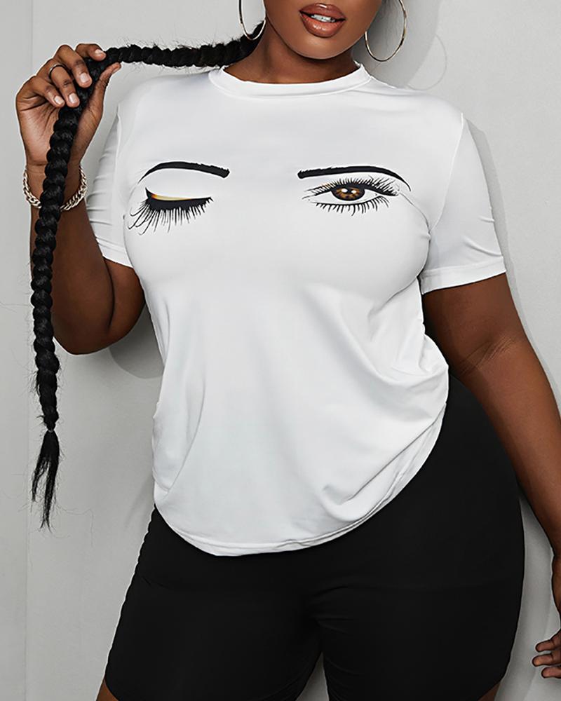 

Eye Printed Plain White Blouse & Plain Black Shorts Two Pieces of Set