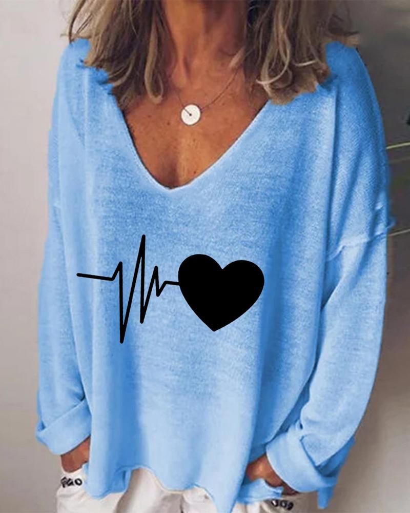 

Plus Size Heart Print V-Neck Long Sleeve Top, Blue