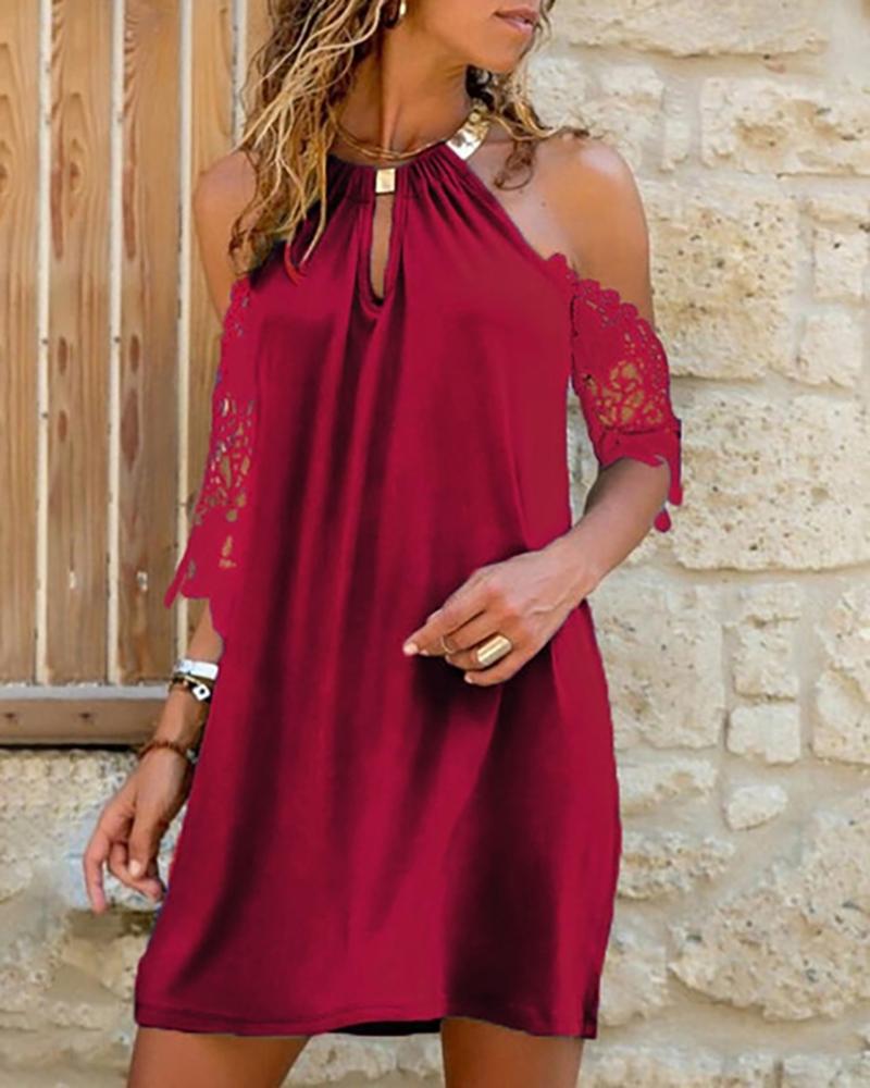 

Guipure Lace Patch Cold Shoulder Casual Dress, Wine red