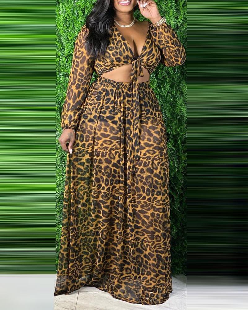 

Leopard Print Tie Front Crop Top & Skirt Set