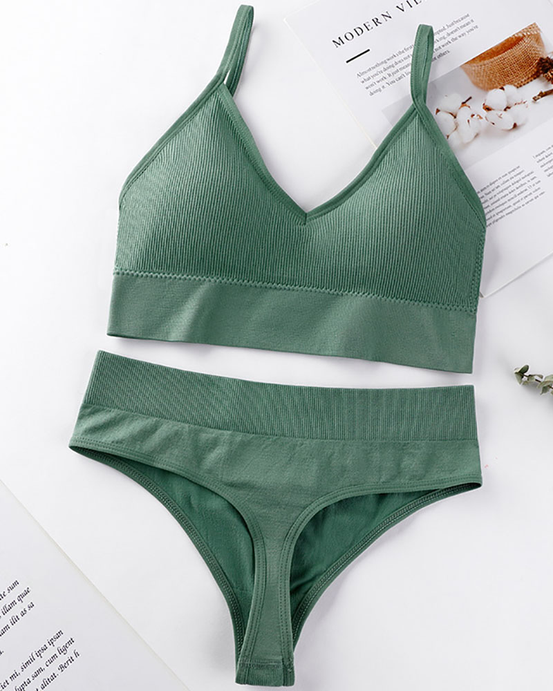 

V-Neck Sleeveless Seamless Bra Set, Green