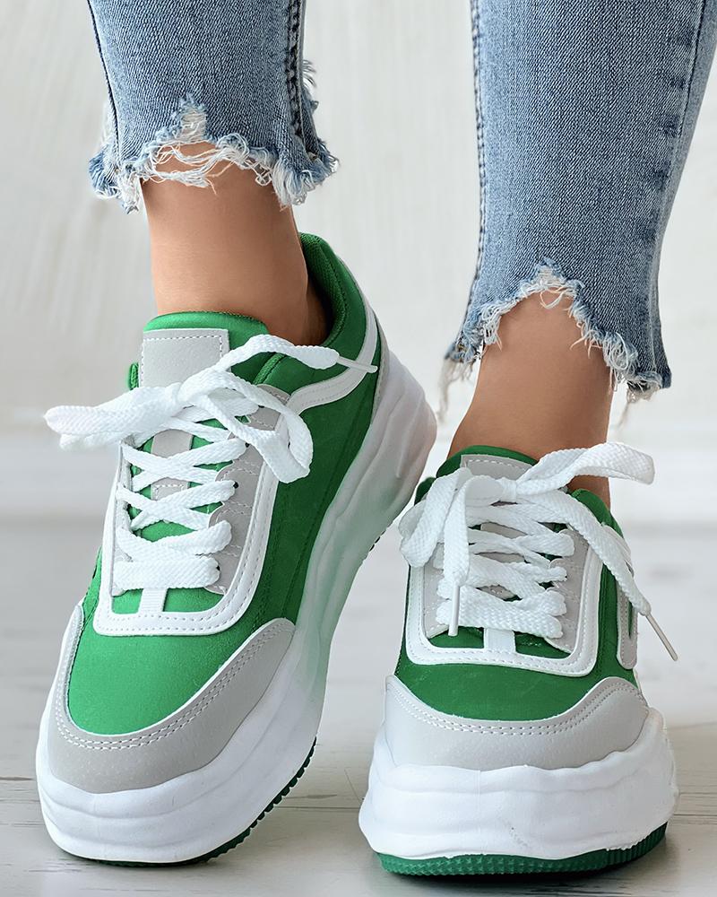 

Contrast Paneled Lace-up Muffin Sneakers, Green