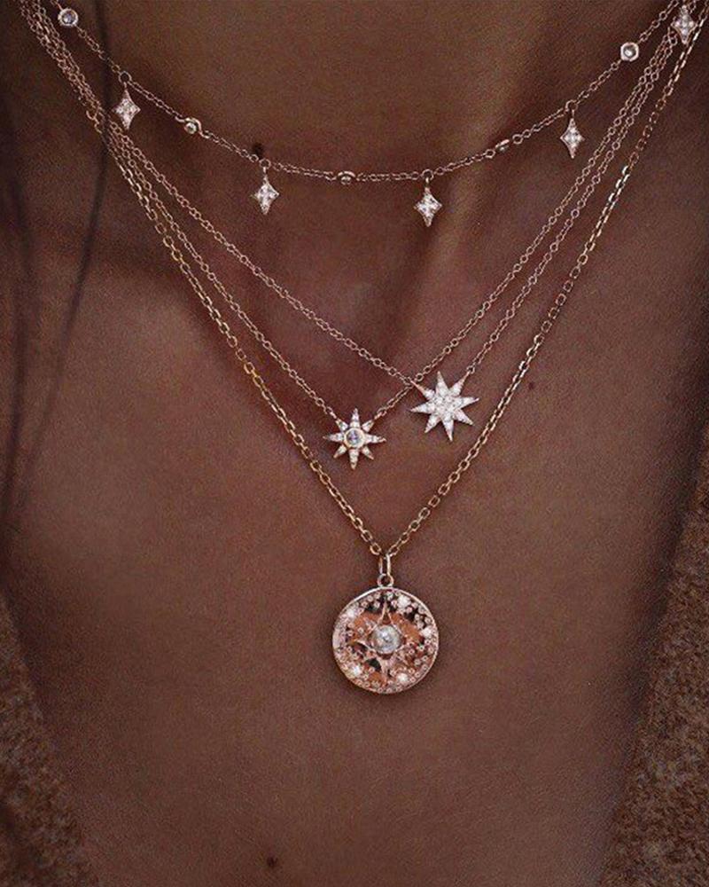 

Vintage Bohemian Gold Rhinestone Star Pendant Necklace