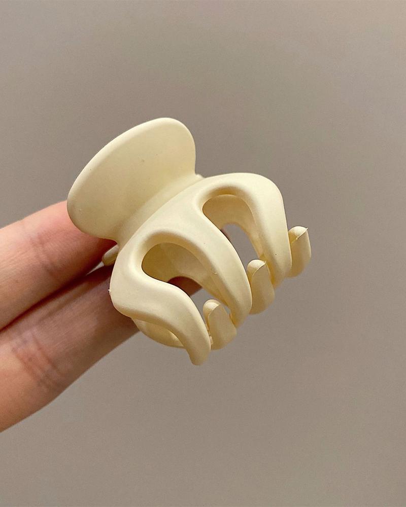 

1pc Plain Small Hair Claw, Beige