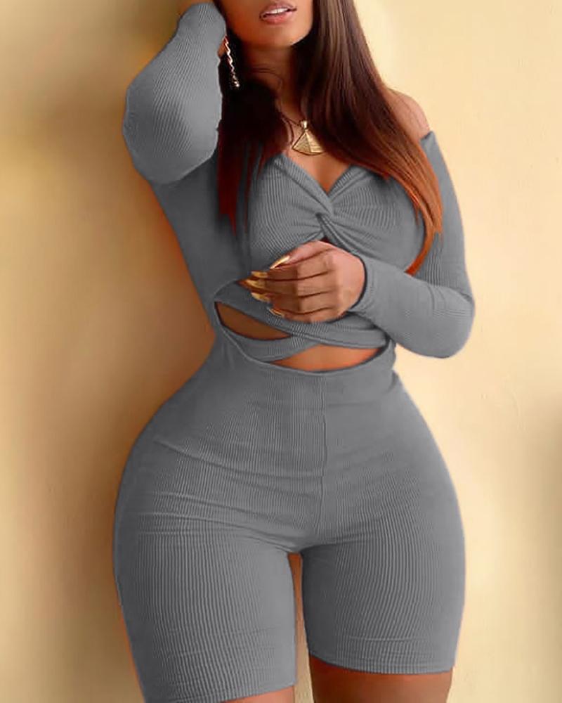 

Cutout Wrap Plain Long Sleeve Skinny Romper, Gray