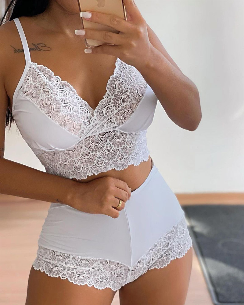 

Contrast Crochet Lace Lingerie Set, White