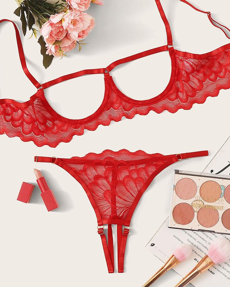 Conjunto de lencería sin entrepierna de pecho abierto con recorte de encaje