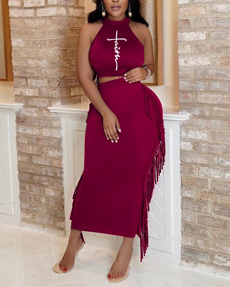 

Letter Print Halter Crop Top & Tassel Trim Skirt Set, Wine red