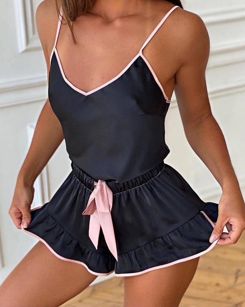 

Contrast Binding Bowknot Front Ruffles Cami Set, Black