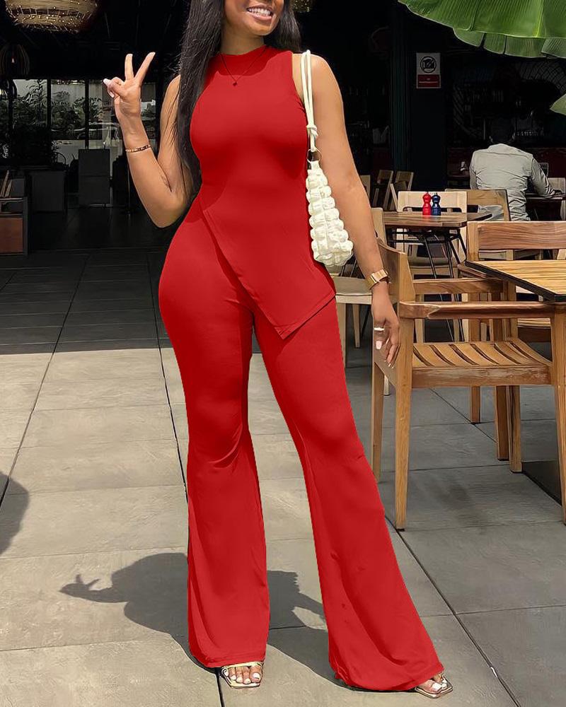 

Asymmetrical Tank Top & Bootcut Slit Pants Set, Red