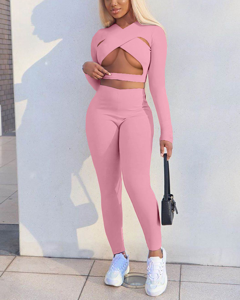 

Cut-Out Wrap Crop Top & Leggings Sports Set, Pink