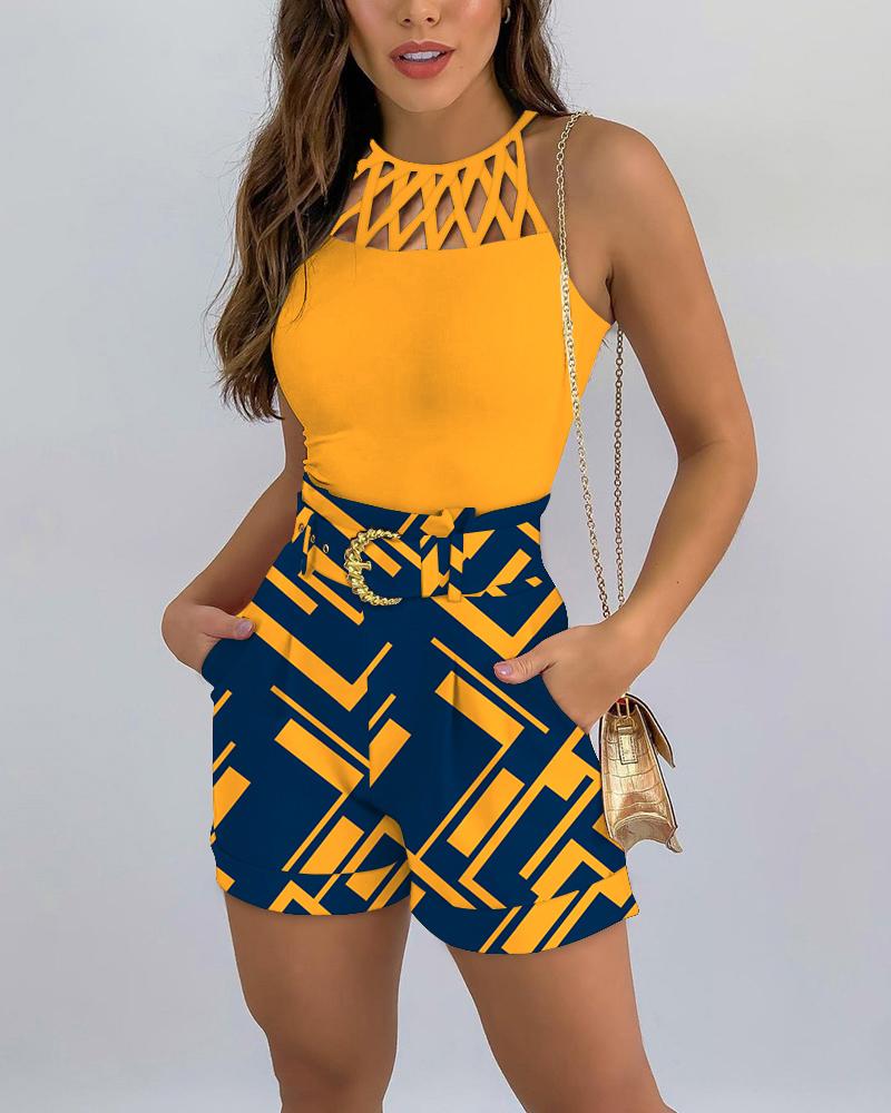

Hollow Out Tank Top & Geometric Print Shorts Set, Yellow