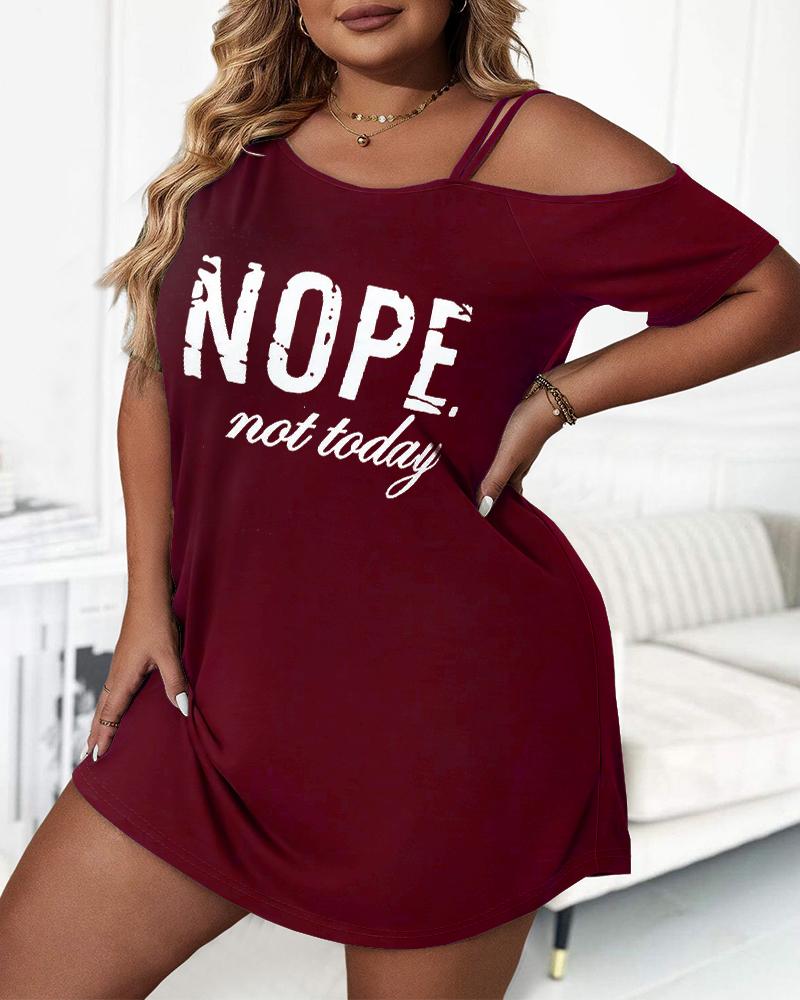 

Plus Size Nope Not Today Print Cold Shoulder Sleep Dress, Wine red