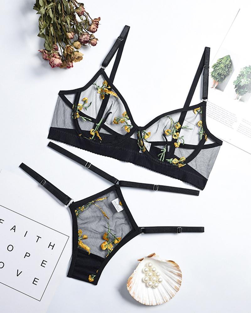 

Sexy See-through Mesh Splicing Embroidery Sling Bra Sets, Black