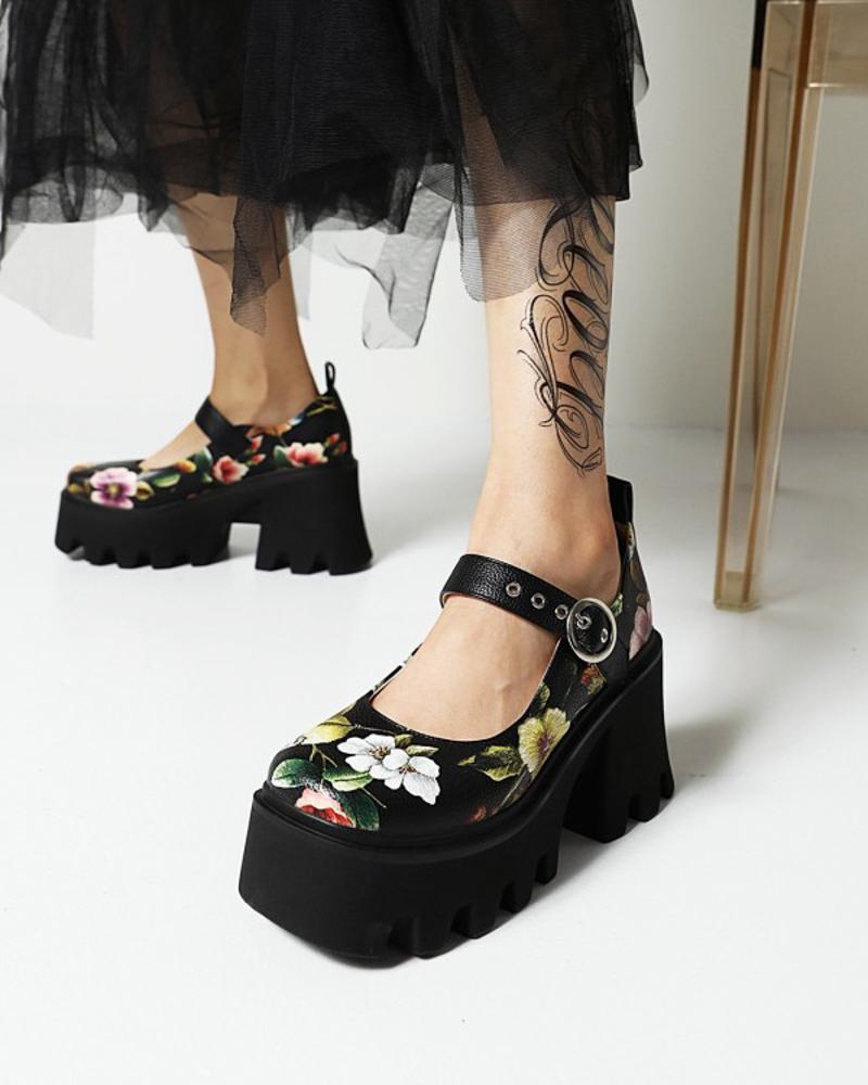 

Chic Womens Cutout One Strap Square Toe Shoes, Multicolor