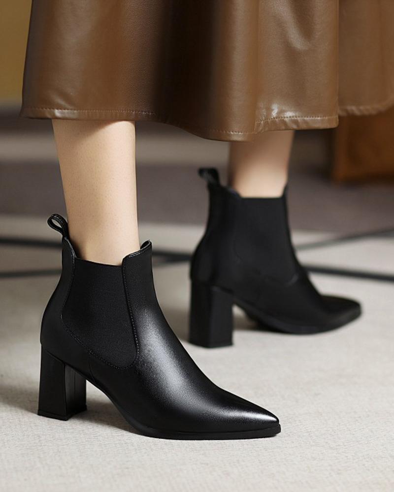 

Womens Point Toe Wax Finish High Heel Chelsea Boots, Black
