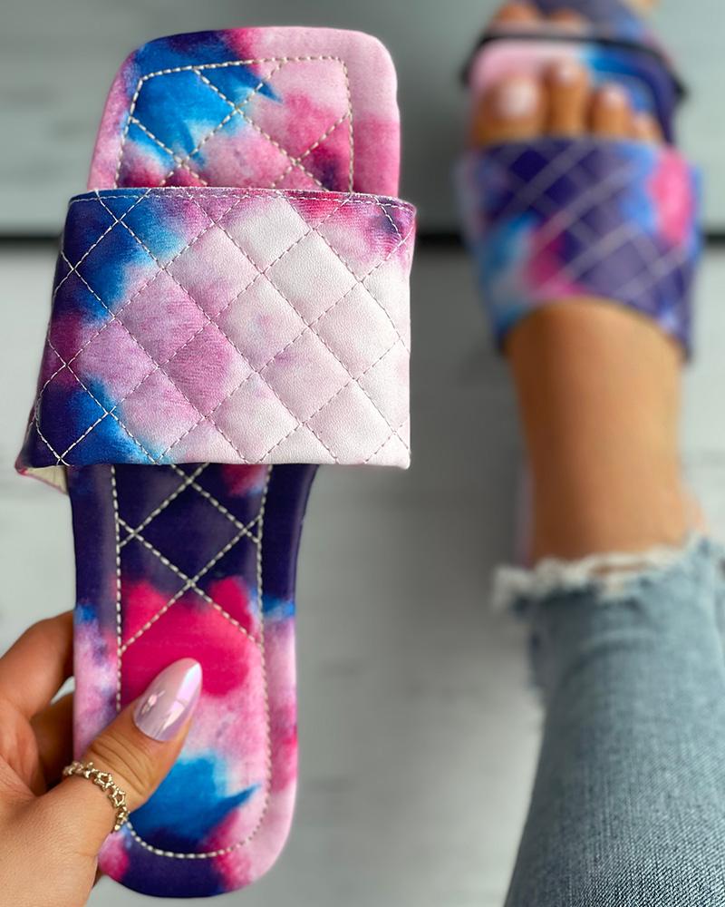

Quilted Tie Dye Print / Plain Squae Toe Slipper, Multicolor