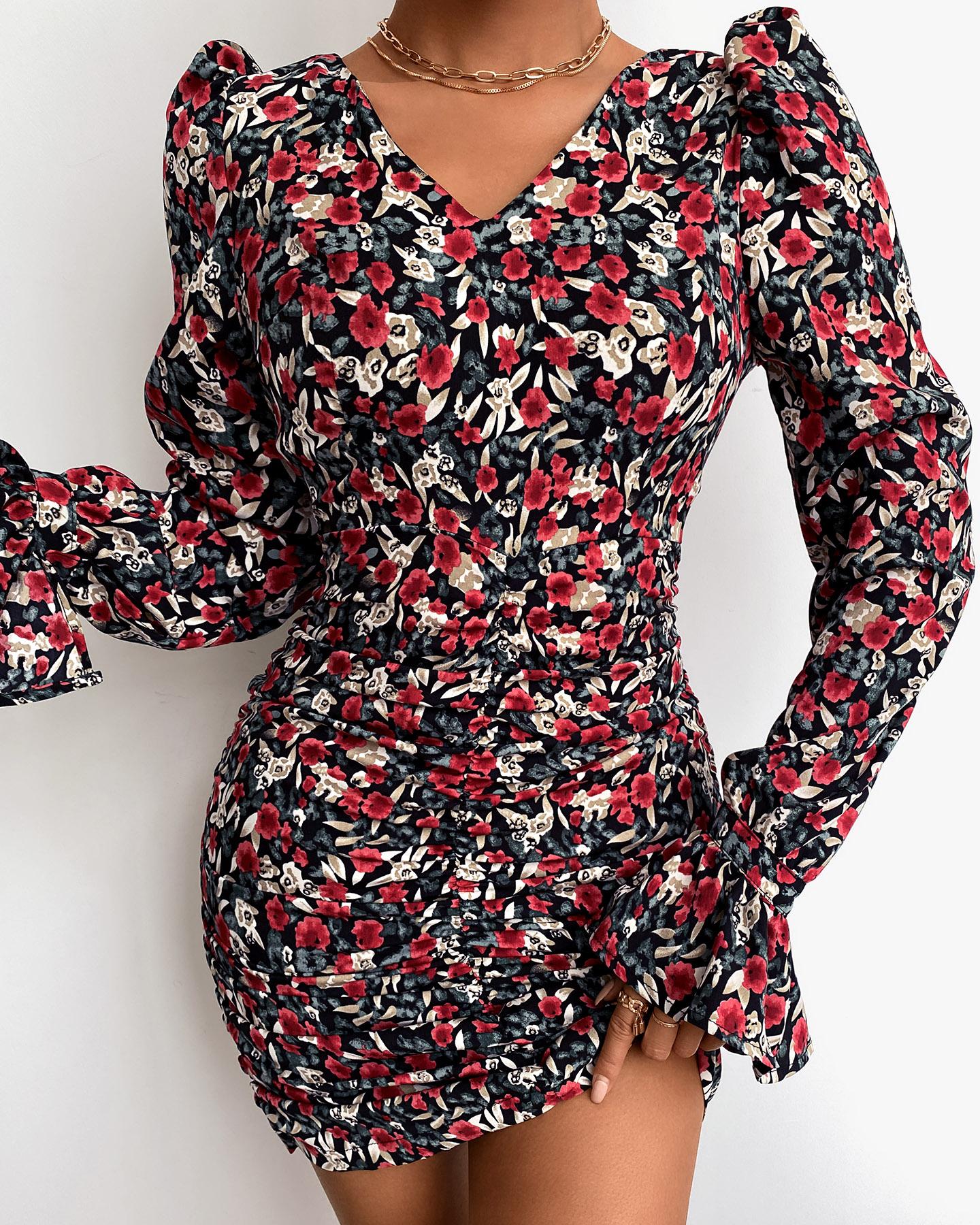 

Puff Bell Sleeve Ruched Floral Print Dress, Multicolor