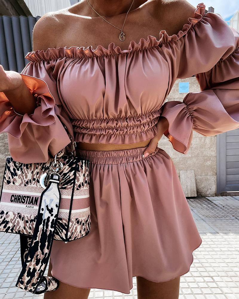 

Solid Color Ruffle Hem Puff Sleeve Cropped Top With Short Pants Suit Sets, Pink
