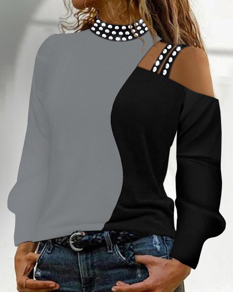 

Rhinestone Decor Colorblock Cold Shoulder Top, Gray