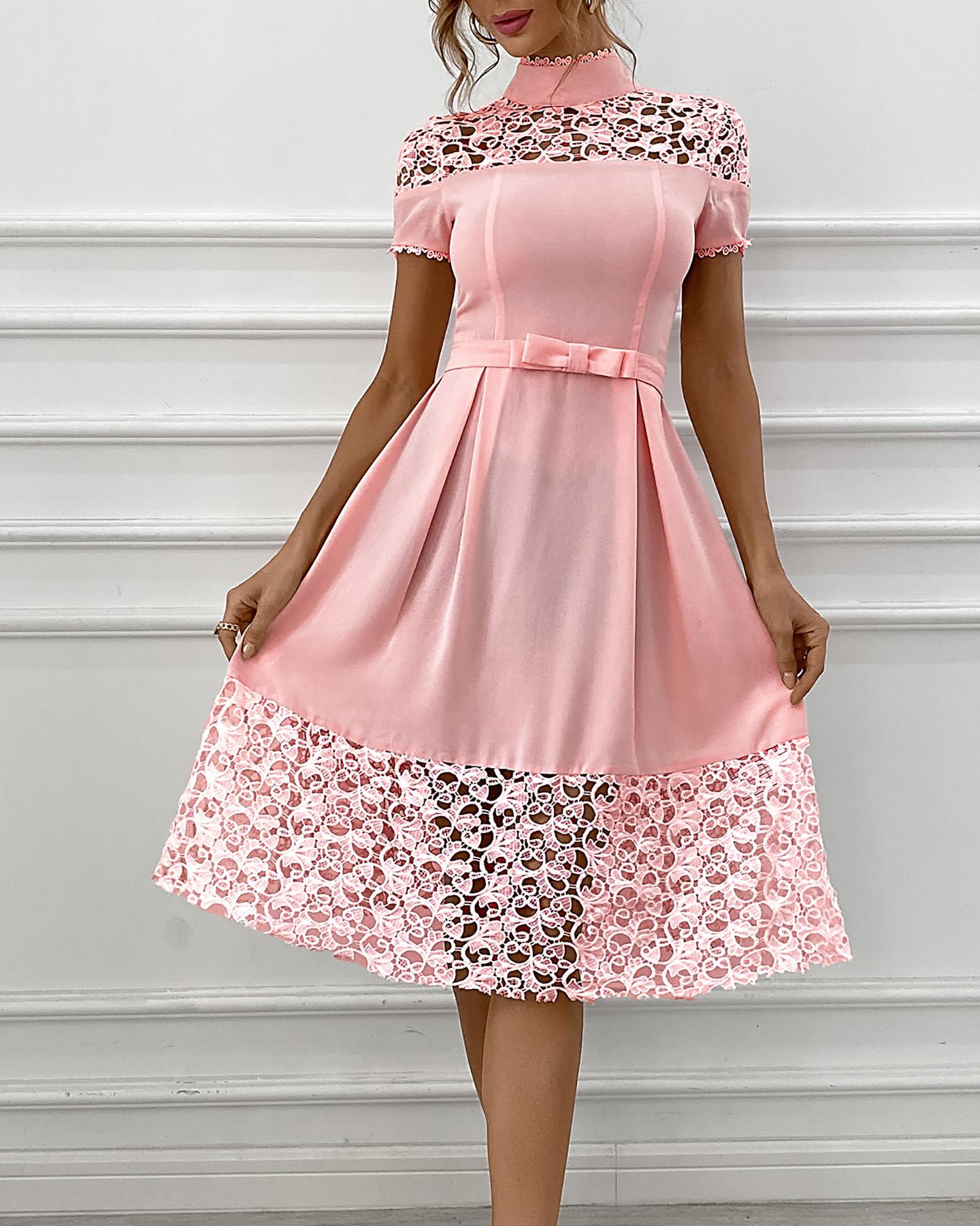 

Hollow-out Short Sleeve Ruched Dress With Belt, Pink