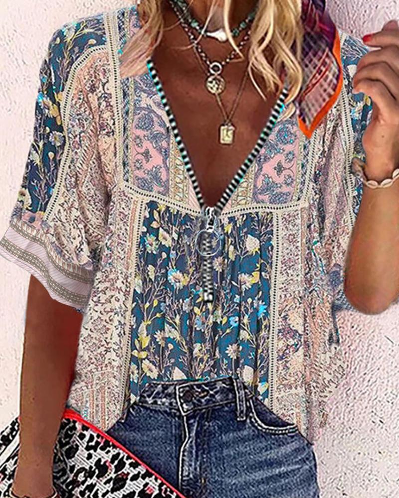 

All Over Print Zipper Design V Neck Top, Multicolor