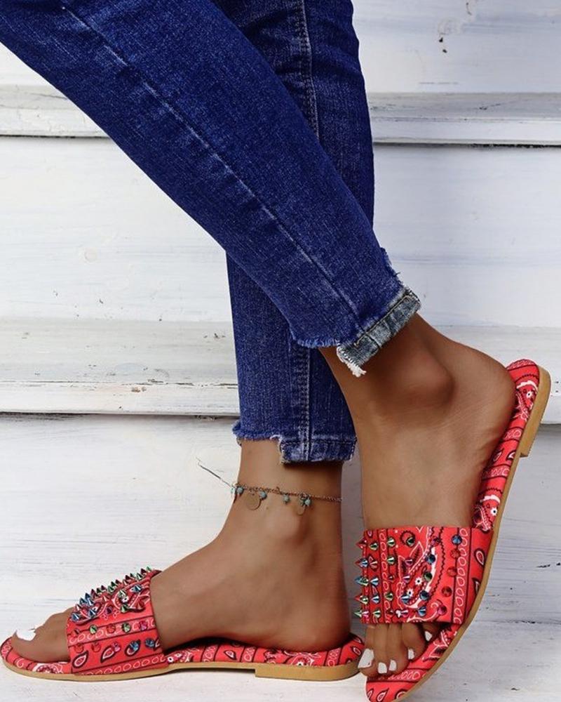 

Round-toe All Over Print Splicing Studded Flat Slippers, Red