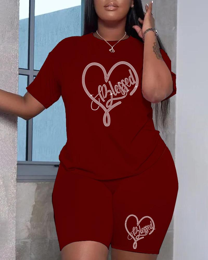 

Heart Letter Pattern Rhinestone Top & Shorts Set, Wine red
