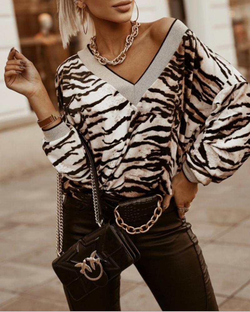 

Tiger Print V-Neck Long Sleeve Top, Style1